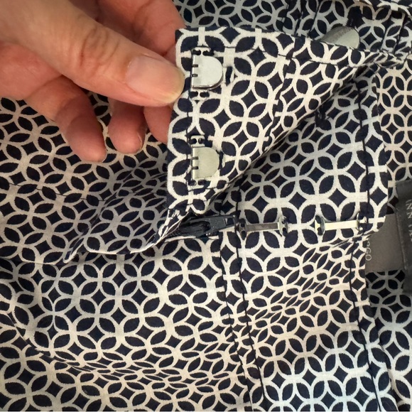 Ann Taylor  Womens Size 12 Black & White Print Margo Pants Capris - Picture 7 of 15